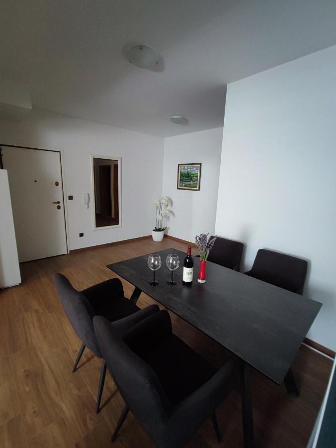 Apartment With Sea View Башка-Вода Экстерьер фото